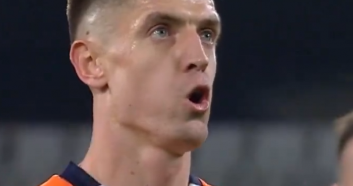 Krzysztof Piątek znowu trafił do siatki. Jego zespół jednak przegrał i drży o awans